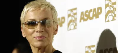 **FILE** Annie Lennox arrives for the 23rd Annual ASCAP Pop Music Awards in Beverly Hills, Calif., Monday, May 22, 2006. Lennox received an honorary degree from the Royal Scottish Academy of Music and Drama on Tuesday, July 4, 2006. (AP Photo/Chris Pizzello)