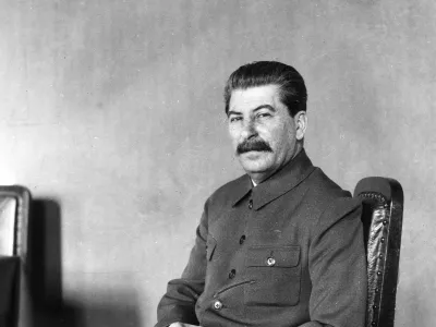 (Eingeschr&auml;nkte Rechte f&uuml;r bestimmte redaktionelle Kunden in Deutschland. Limited rights for specific editorial clients in Germany.) Joseph Stalin *21.12.1879-05.03.1953+ Politician, USSR - portrait - 1932 - Photographer: James E. Abbe - Vintage property of ullstein bild (Photo by James E. Abbe/ullstein bild via Getty Images) / Foto: Ullstein Bild Dtl.
