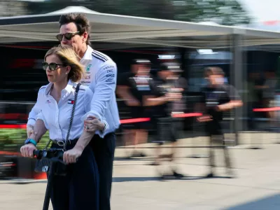 Susie Wolff, generalna&nbsp;direktorica&nbsp;F1 academy, in Toto Wolff /&nbsp;Foto: Profimedia