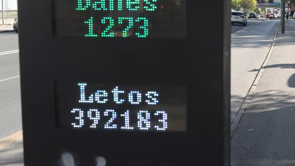 kolesarski &scaron;tevec celov&scaron;ka obrezana