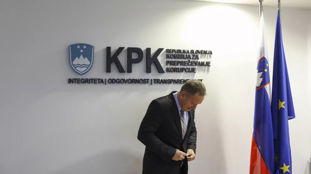 - 28.11.2023 - Predsednik Komisije za preprečevanje korupcije KPK dr. Robert &Scaron;umi //FOTO: Luka Cjuha