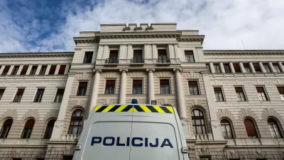 - 14.02.2019 - simbolična fotografija - Vrhovno sodi&scaron;če RS - Policija - pravosodje - pravo - pravičnost - pravica - pravni sistem - tožilstvo - sodna oblast - sodi&scaron;ča -//FOTO: Luka Cjuha.