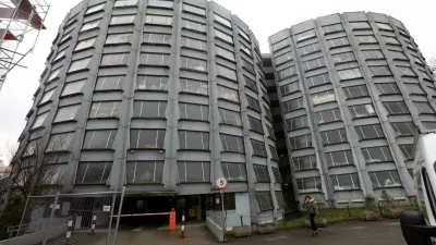 24.02.2025 - Severjeve garaže, garažna hi&scaron;aFoto: Tomaž Skale