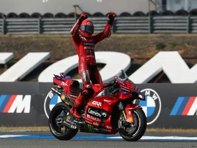 MotoGP - Thailand Grand Prix - Chang International Circuit, Buriram, Thailand - March 2, 2025 Ducati Lenovo Team's Marc Marquez celebrates after winning the MotoGP race REUTERS/Athit Perawongmetha