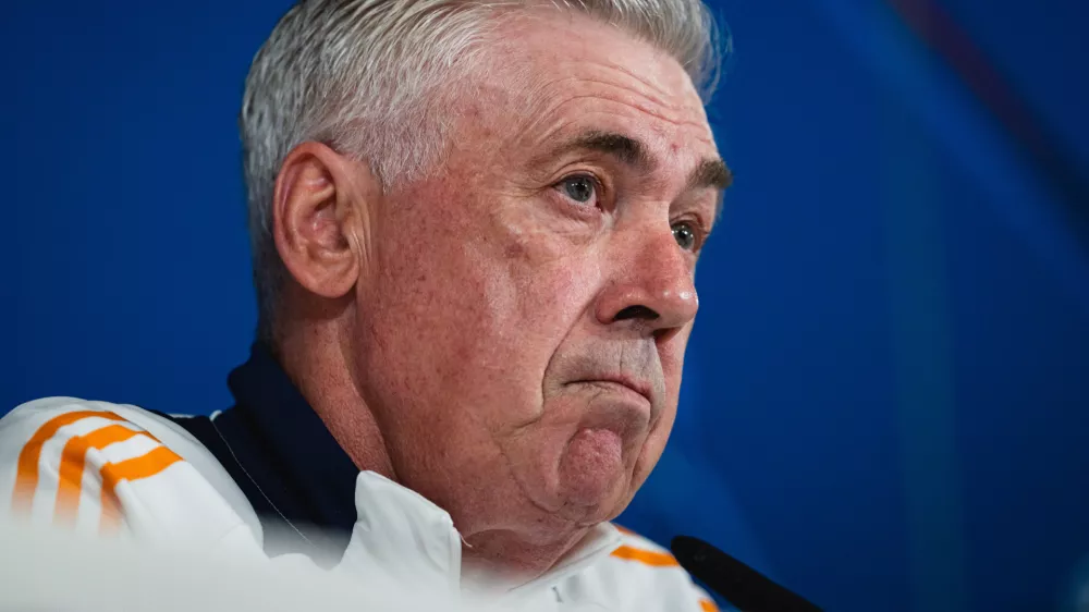 03 March 2025, Spain, Madrid: Real Madrid head coach Carlo Ancelotti attends a press conference at Ciudad Real Madrid, ahead of the Tuesday's UEFA Champions League Round of 16 First Leg soccer match against Atletico Madrid. Photo: Alberto Gardin/ZUMA Press Wire/dpa
