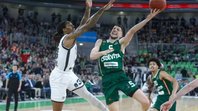 05.03.2025 - Ko&scaron;arka -&nbsp;Cedevita Olimpija - Be&scaron;ikta&scaron; osmina finala evropskega pokala. Dvorana Stožice&nbsp;Foto: Luka Cjuha