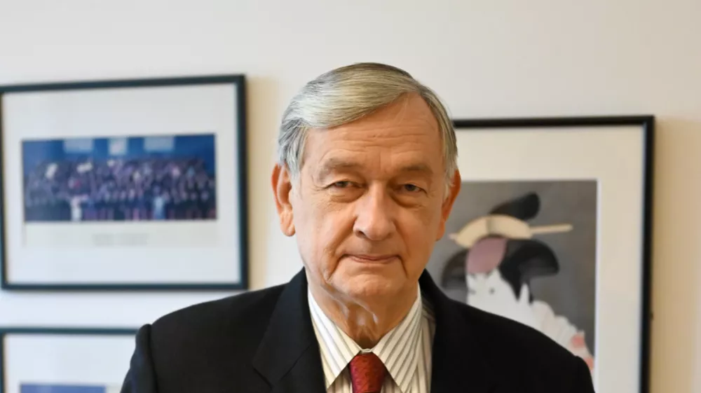 - 07.10.2022 &ndash; prof. dr. Danilo T&uuml;rk, pravnik, diplomat in politik - zaslužni profesor na Pravni fakulteti Univerze v Ljubljani, nekdanji predsednik Slovenije (2007 &ndash; 2012), predsednik mednarodne nevladne organizacije Madridski klub do leta 2022, član Svetovalnega odbora ZN na visoki ravni o učinkovitem multilateralizmu,//FOTO: Nik Erik NeubauerOPOMBA: NEDELJSKI DNEVNIK - INTERVJU 2022