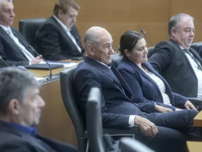 Janez Jan&scaron;a- 03.03.2025 - Predsednik vlade dr. Robert Golob je na 28. redni seji Državnega zbora odgovarjal na ustna poslanska vpra&scaron;anja - parlament, poslanec, poslanci, politika, vlada//FOTO: Jaka Gasar