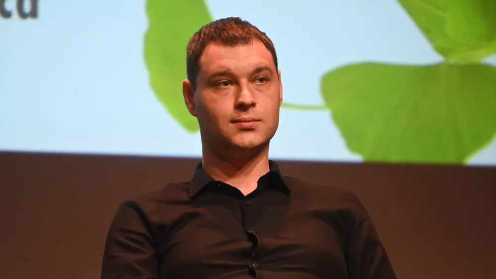 Miha Kordi&scaron; - 29.09.2022 - Predsedni&scaron;ke volitve 2022 &ndash; prvo uradno soočenjem predsedni&scaron;kih kandidatov v okviru zaključka Festivala za tretje življenjsko obdobje v Cankarjevem domu -//FOTO: Nik Erik Neubauer