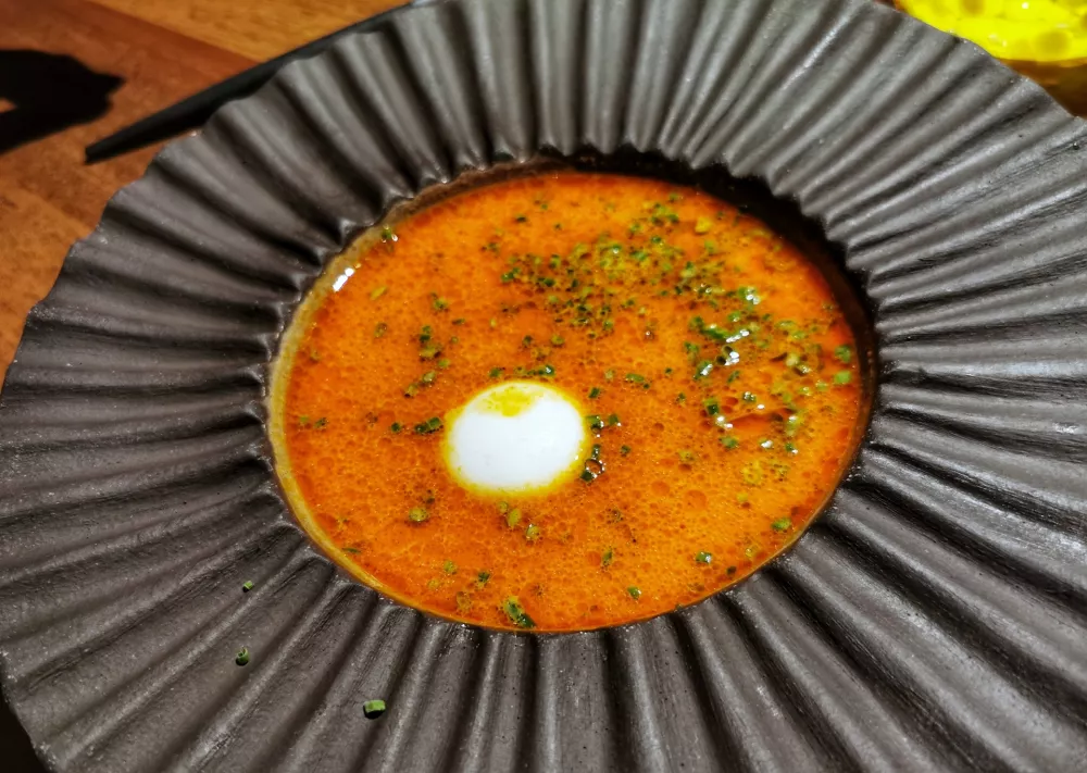 Tom kha gai juha s kozicami, Theatrium by Filho