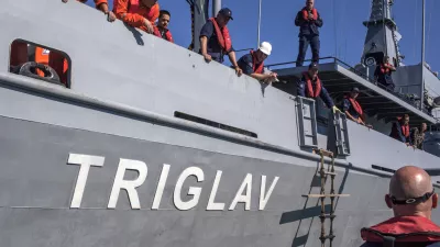 večnamenska slovenska voja&scaron;ka ladja Triglav 11- 430. mornari&scaron;ki divizion SV - Slovenska vojska - vojna mornarica //FOTO: Jaka GasarOPOMBA: ZA OBJAVO V PRILOGI &ndash; DNEVNIKOV OBJEKTIV - REPORTAŽA 2012