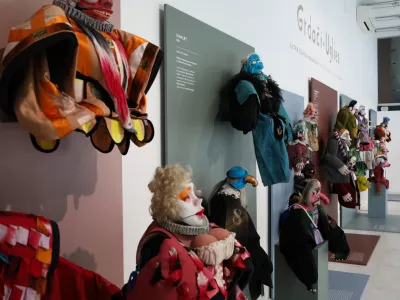 razstava Grdači. Foto: Bojan Velikonja 