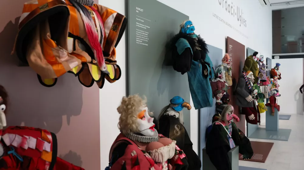 razstava Grdači. Foto: Bojan Velikonja 