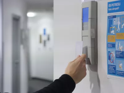 Ljubljana.Evidentiranje delovnega casa.Foto: STA