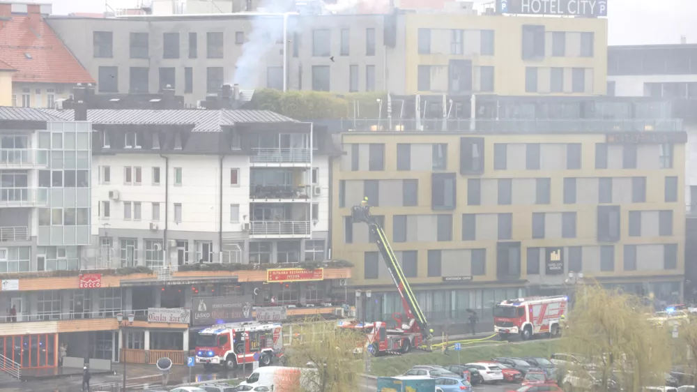 Maribor - požar - Lent Gasilci