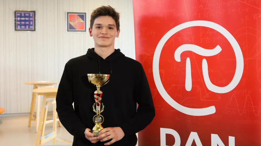 Vid Gor&scaron;ek zmagovalec, 14.03.2025. Dnevi &scaron;tevila In tekmovanje v recitiranju &scaron;tevila Pi. foto: Bojan Velikonja