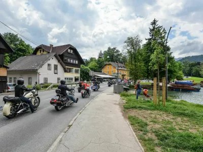 Motoristi bodo v prihodnjih mesecih znova zavzeli ceste. / Foto: Istock