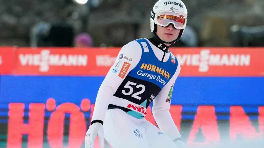 Ski Jumping - FIS Ski Jumping World Cup - Vikersund, Norway - March 14, 2025 Slovenia's Anze Lanisek during the Men's Individual HS240 qualification Terje Bendiksby/NTB via REUTERS  ATTENTION EDITORS - THIS IMAGE WAS PROVIDED BY A THIRD PARTY. NORWAY OUT. NO COMMERCIAL OR EDITORIAL SALES IN NORWAY.