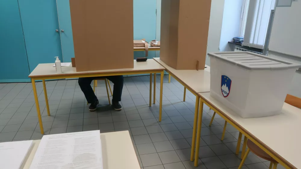 Kmetijsko gozdarska zbornica Slovenije (KGZS), volitve v svet zbornice 2024, voli&scaron;če Ljutomer. Foto: Tatjana Pihlar 