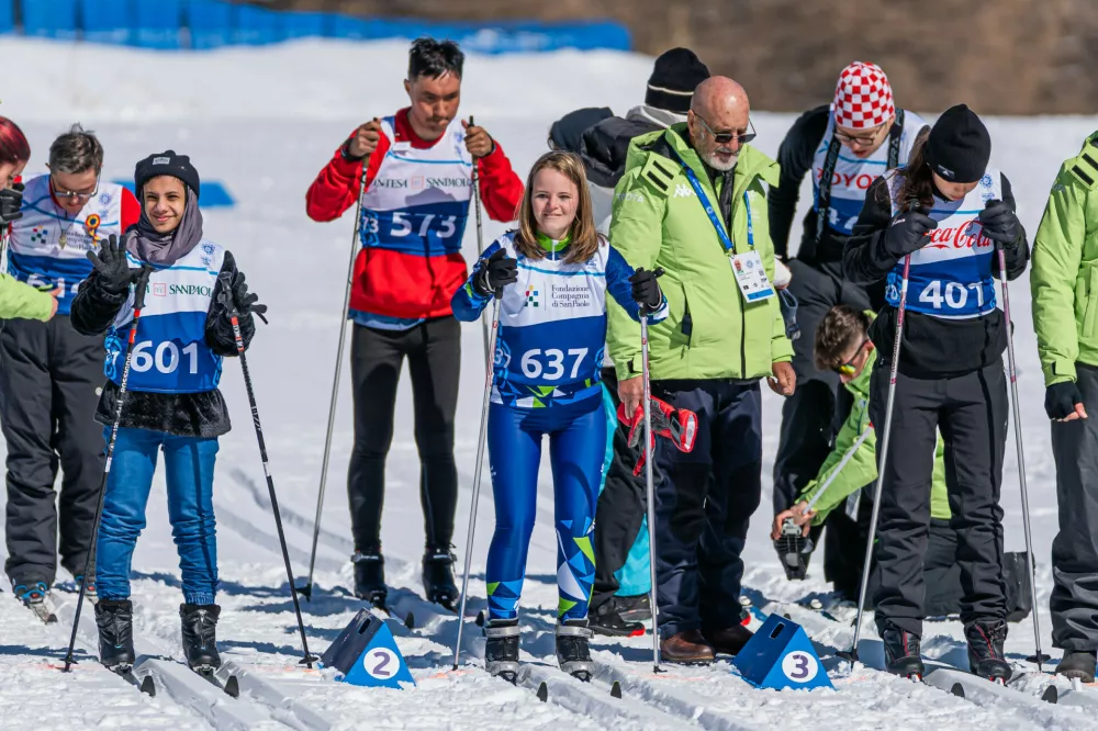 Na 4&times;100 metrov so tekmovali Miha Marolt, Gregor Juh, Maja Milo&scaron;ević in Jasmina Bračun.
