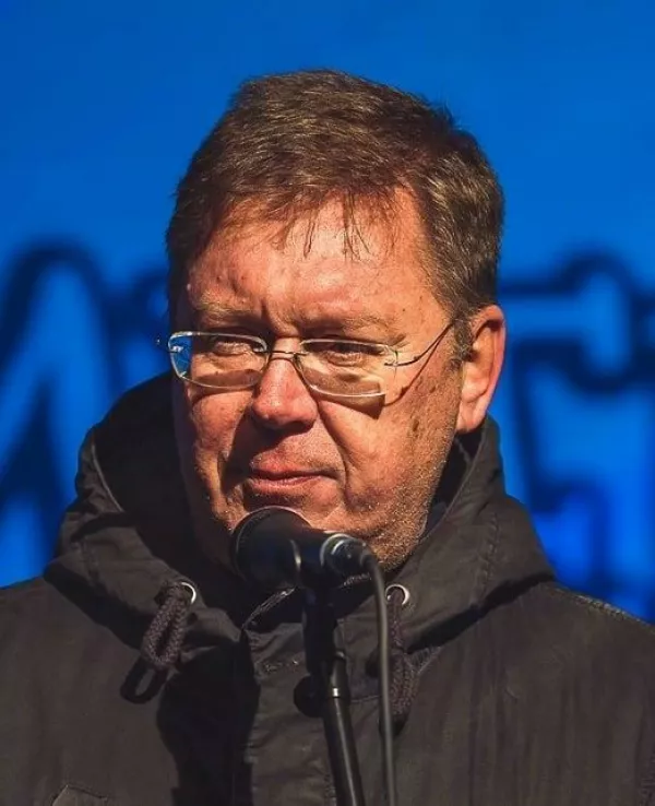 Ivo Rep, član sveta KS Pirniče: &raquo;KS Pirniče je nameravala bodoča sredstva usmeriti v pridobitev uporabnega dovoljenja za objekt Doma krajanov Pirniče.&laquo; Foto: Facebook