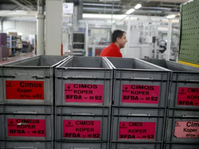 - CIMOS d.d., avtomobilska industrija, Koper - proizvodnja delov in opreme za motorna vozila, tovarna - //FOTO: Bojan Velikonja