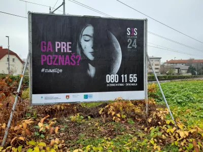 O nasilju je treba spregovoriti čim prej. Ženskam in otrokom, ki so žrtve nasilja, je na voljo tudi SOS-telefon. Klic je mogoč 24 ur na dan in je brezplačen. Foto: STA&nbsp;