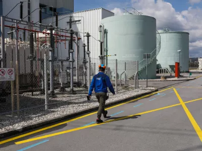 - Energetika, elektrika, samoskrba, daljnovod &mdash; 19.04.2023 &ndash; Nuklearna elektrarna Kr&scaron;ko (NEK), edina slovenska jedrska elektrarna, ki deluje od leta 1983 //FOTO: Bojan Velikonja