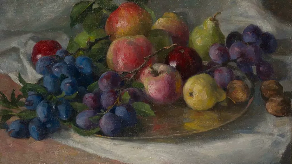 Tihožitje s slivami slikarke Ivane Kobilce. A upodobljene so pravzaprav če&scaron;plje. Foto: Narodna galerija