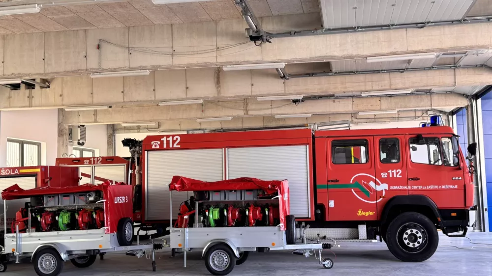 Sezana, Vseslovenski center za pozare v naravnem okolju.V Sezani so predstavili nov Vseslovenski center za pozare v naravnem okolju.