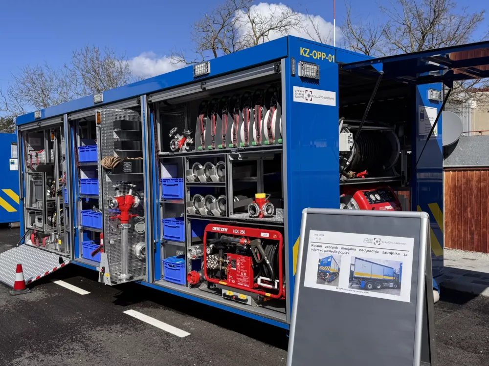 Sezana, Vseslovenski center za pozare v naravnem okolju.V Sezani so predstavili nov Vseslovenski center za pozare v naravnem okolju.