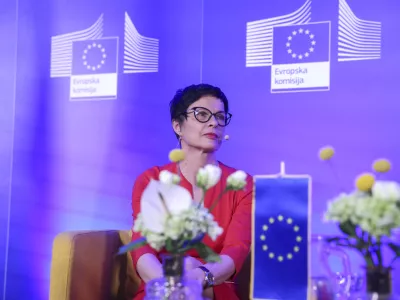 - 27.03.2025 - Evropska komisarka za &scaron;iritev Marta Kos, je v Hi&scaron;i EU spregovorila o evropski &scaron;iritveni politiki in aktualnih izzivih EU//FOTO: Jaka Gasar