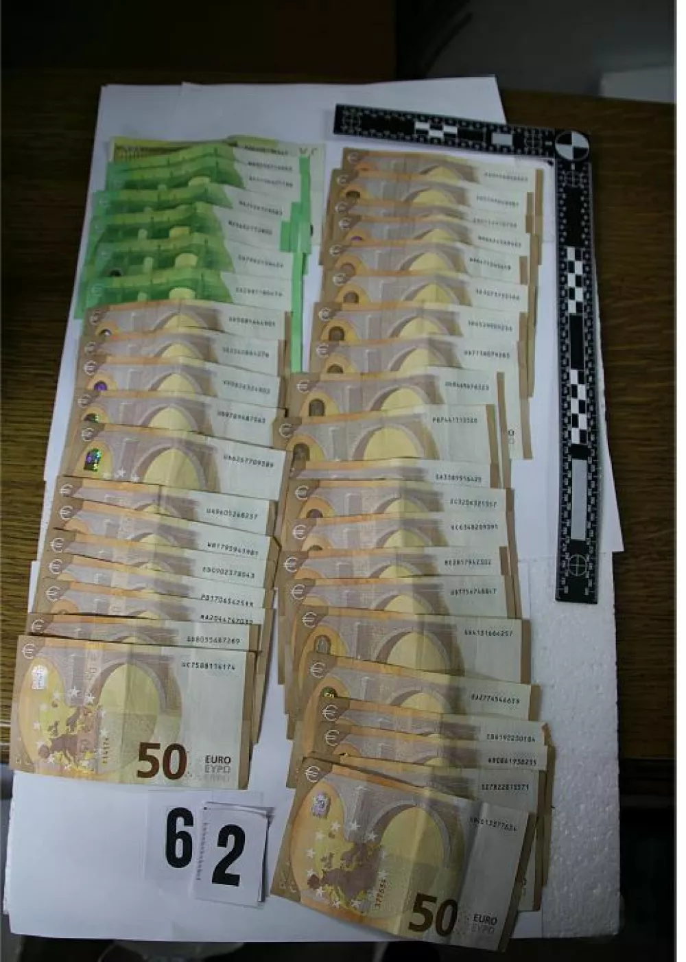 7000 evrov gotovine gotovina