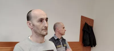 Toni Mitevski je kriv, a ne poskusa uboja, pač pa naklepne povzročitve hude telesne poškodbe. Foto: Dnevnik