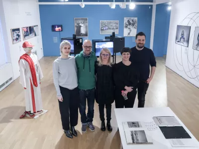 - 20.03.2025 - vodstvo za novinarje pred večernim odprtjem razstave Ples, odpor, delovanje v MSUM//FOTO: Jaka Gasar
