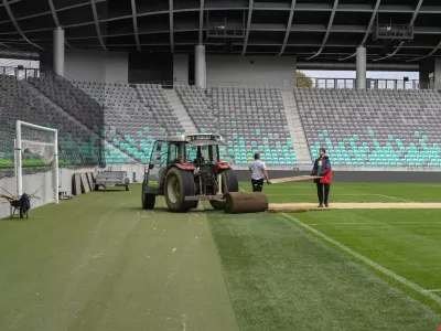 10.10. 2024 - Stadion Stožice - ponovna sanacije trave Foto: Nik Erik Neubauer