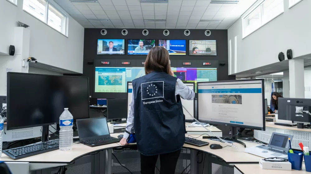 Koordinacijski center za odzivanje na izredne razmere v okviru mehanizma EU na področju civilne za&scaron;čite.