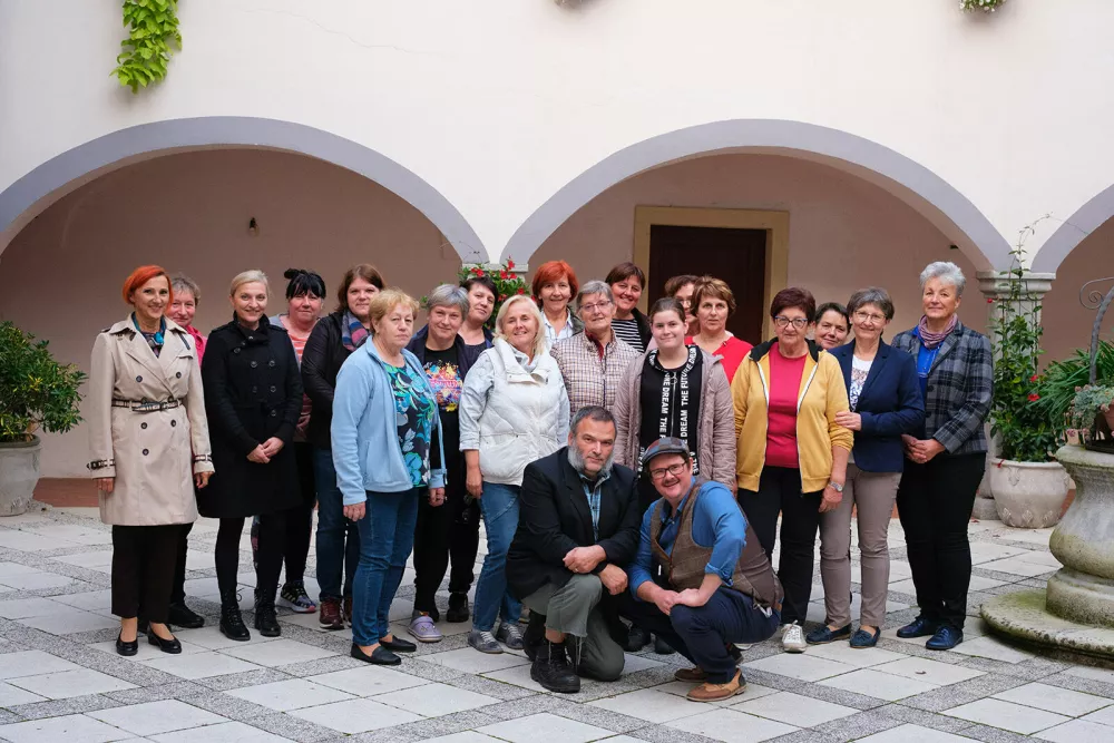 Dru&scaron;tvo podeželskih žena Moravče / Foto: Bla? T. Muc Photography