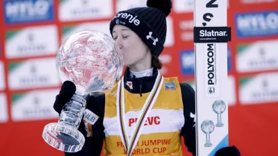 21 March 2025, Finland, Lahti: Slovenia's Nika Prevc celebrates with World Cup overall victory with the Crystal Ball after the women's HS130 ski jumping competition at the FIS Nordic World Cup in Lahti. Photo: Pepe Korteniemi/Lehtikuva/dpa / Foto: Pepe Korteniemi