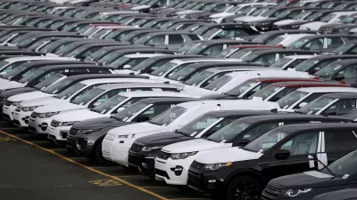 FILE PHOTO: FILE PHOTO: New Land Rover cars are seen in a parking lot at the Jaguar Land Rover plant at Halewood in Liverpool, northern England, September 12, 2016. REUTERS/Phil Noble/File PhotoGLOBAL BUSINESS WEEK AHEAD/File Photo