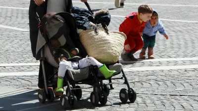 24.03.2025 - simbolična fotografija - otroci, igra vozičekFoto: Tomaž Skale