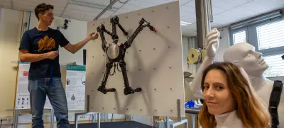 V laboratoriju, kjer ustvarjajo robote in eksoskelet. / Foto: Marjan Verč/ijs