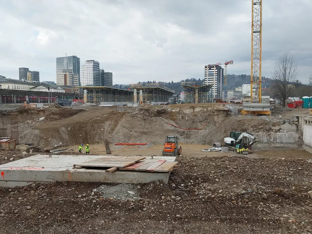gradnja nove železni&scaron;ke postaje Ljubljana