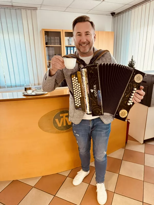 Robert Goter, harmonikar