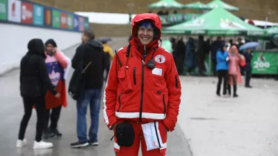&raquo;Ni bilo tako hudo, kot smo pričakovali,&laquo; nam je včeraj&nbsp;zaupala prostovoljna bolničarka Tara Bizjak. Foto: Luka Cjuha