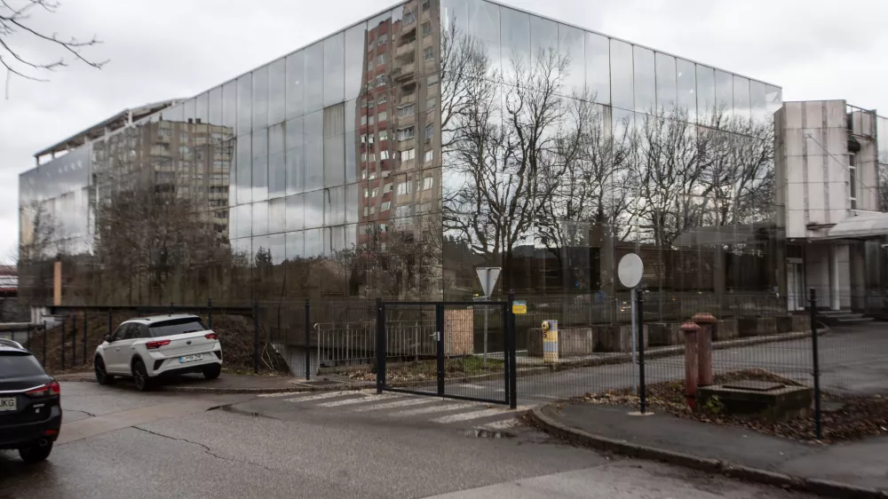 06.01.2025. - Stavba na naslovu Litijska 51, ki je predmet afere nakupa za potrebe Okrožnega sodi&scaron;ča v Ljubljani.//FOTO: Bojan Velikonja