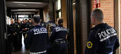 Policija, simbolična fotografija.- 3.04.2024 – Podelitev medalj policije za hrabrost in požrtvovalnost. Policijska akademija, Tacen. //FOTO: Nik Erik Neubauer
