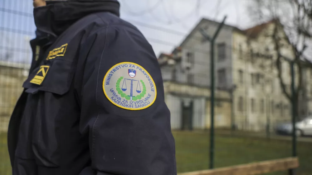 13.2.2025 protestni shod pravosodnih policistov in drugih strokovnih delavcev zavodov za prestajanje kazni zapora (ZPKZ) zapor Pov&scaron;etova - pravosodni policistFoto: Luka Cjuha