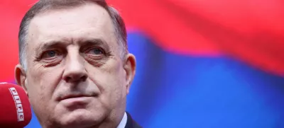 FILE PHOTO: President of Republika Srpska (Serb Republic) Milorad Dodik addresses his supporters reacting to court decision on charges that he defied rulings by an international peace envoy, in Banja Luka, Bosnia and Herzegovina, February 26, 2025. REUTERS/Amel Emric/File Photo