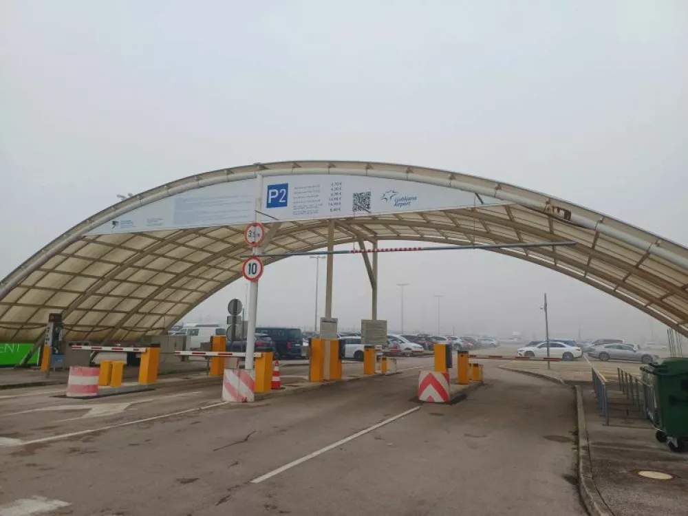 Umor Brnik letali&scaron;če Foto: Tina Jereb